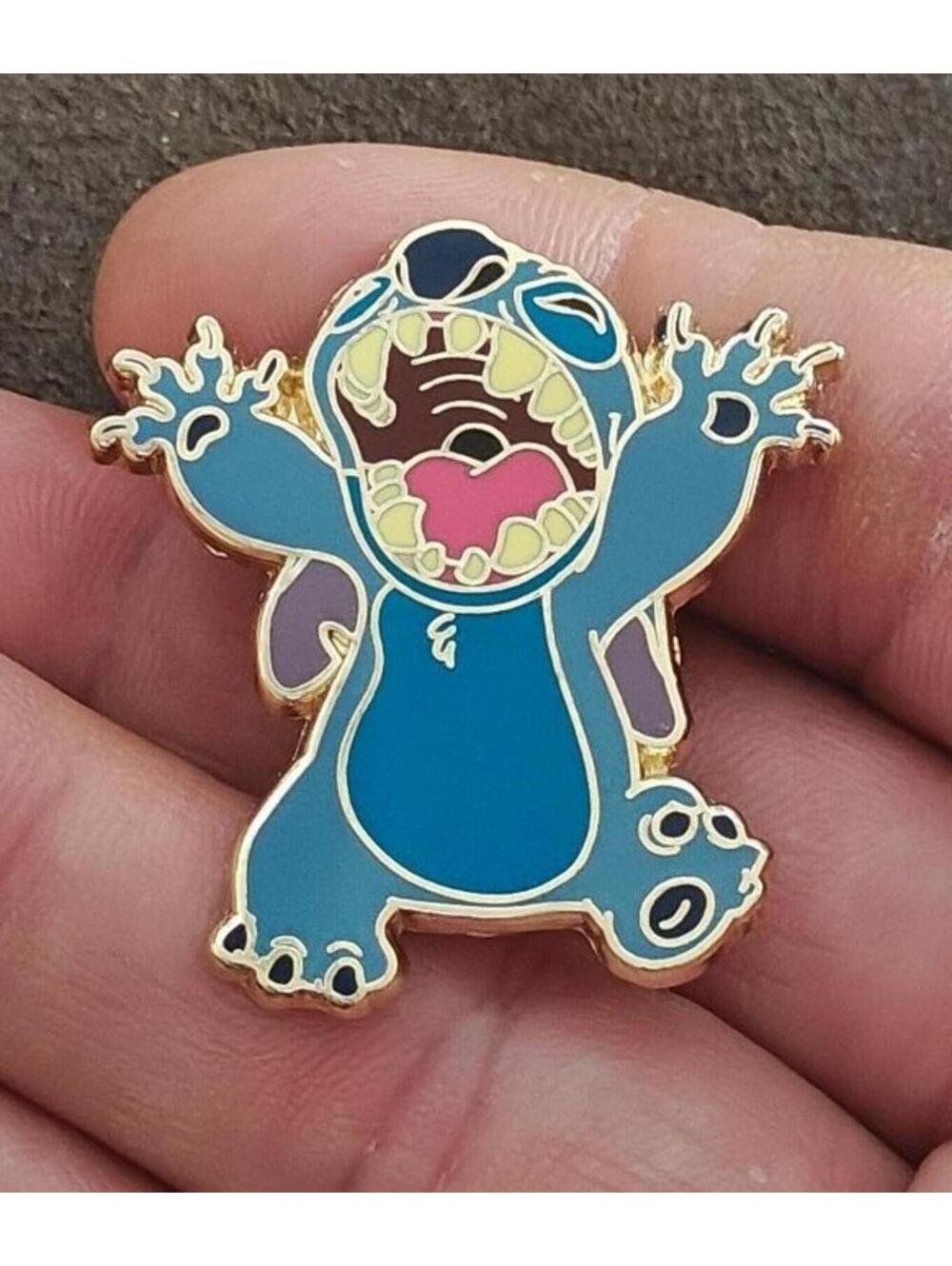 2009 Official Disneyland Resort Paris Stitch Booster Set Enamel Pin